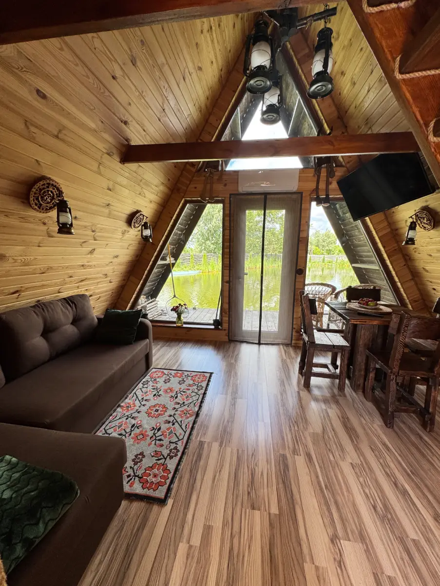 Будиночок brown